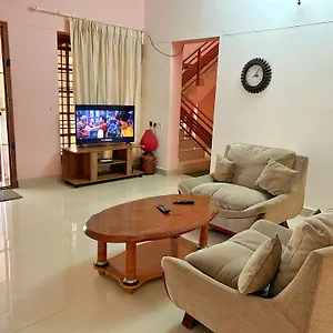  Villa La Casa Trivandrum 4 Bhk Ac Luxury At Centre, Just 6 Kms To Airport & 5 Min Drive To Padmanabha Swamy Temple